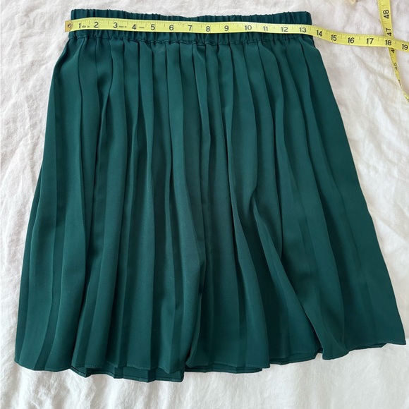 Gap 90’s Blue Label Green Pleated Skirt - Picture 5 of 6